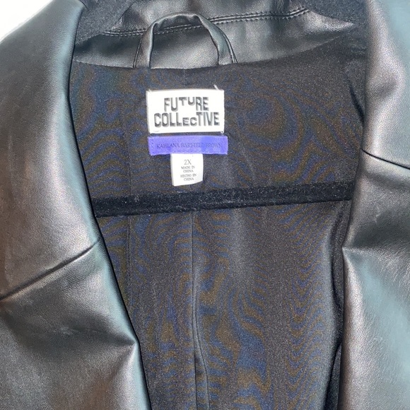 Faux leather oversized blazer - Picture 3 of 5